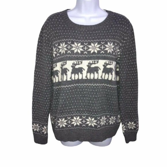 POL Other - POL Nordic Gray Snowflake Reindeer Sweater Large